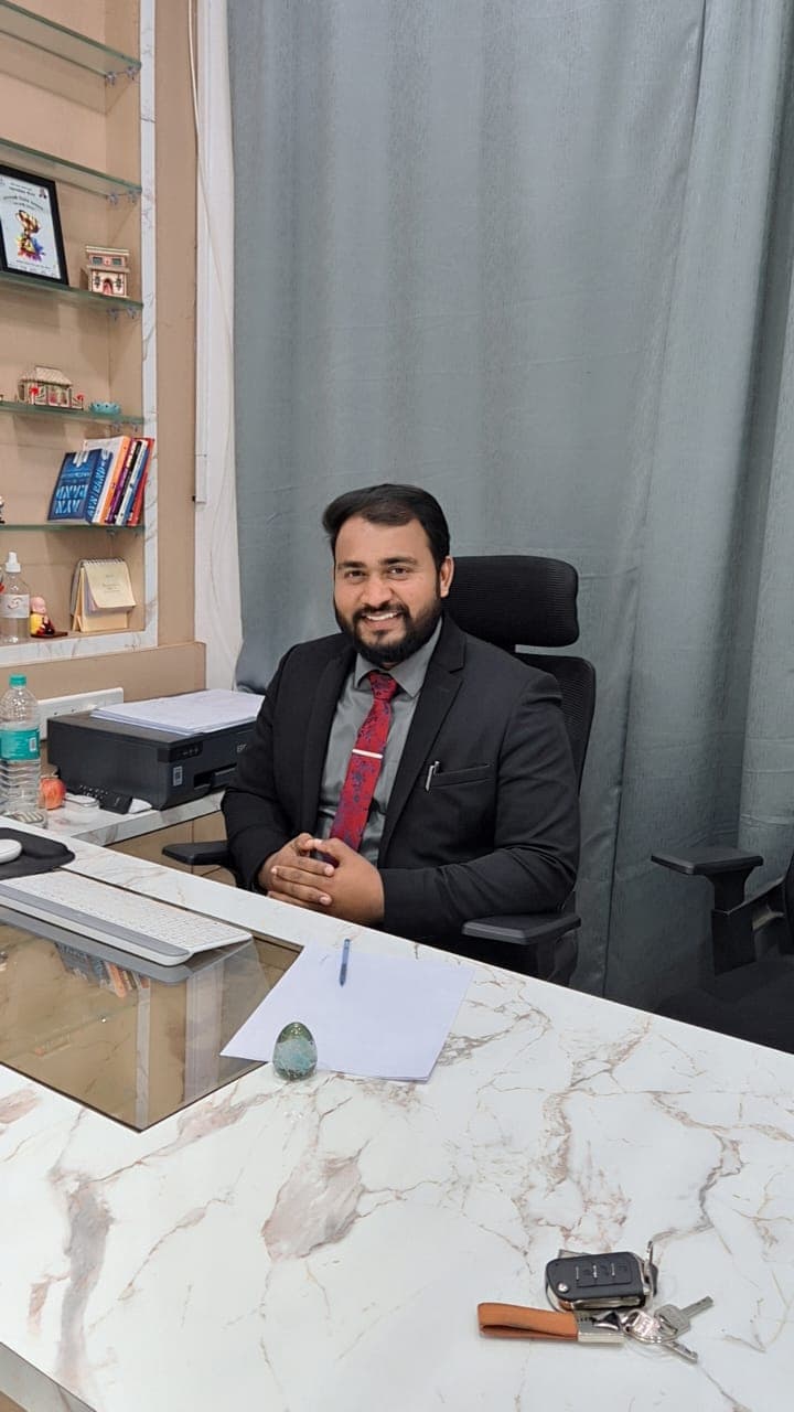 Mr. Akshay Bagade - Founder